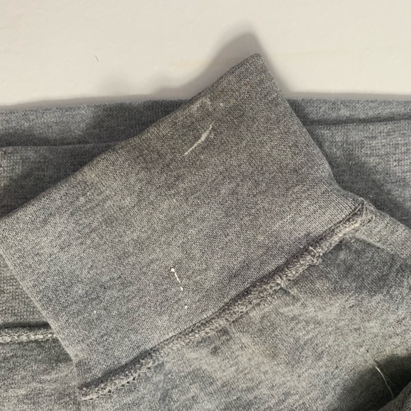 Vintage Russell Athletic Crewneck - Picture 10 of 10